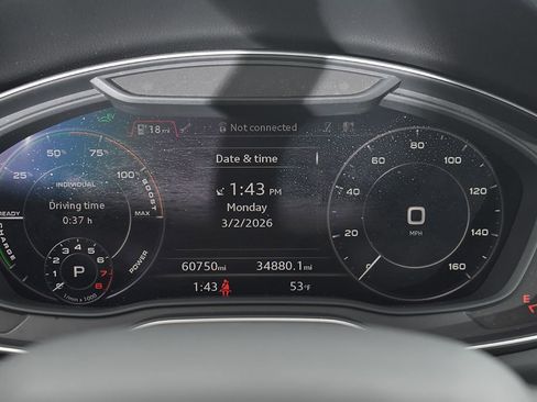 Used 2020 Audi Q5 e Prestige w/ Prestige Package image 26