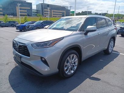 Used 2021 Toyota Highlander Limited