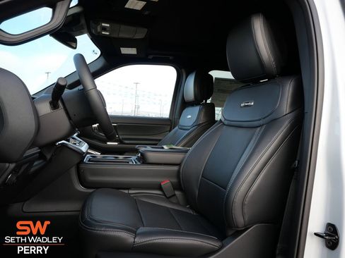 New 2026 Ford Expedition Max Platinum w/ Stealth Appearance Package image 17