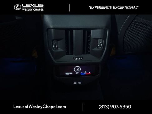 Used 2025 BMW X3 xDrive30i w/ Premium Package AWD/4WD image 9