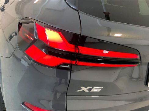 New 2026 BMW X5 xDrive40i AWD/4WD image 14