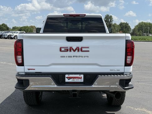 New 2026 GMC Sierra 3500 SLE w/ SLE Value Package AWD/4WD image 6