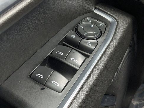 Used 2024 GMC Sierra 1500 SLT image 21