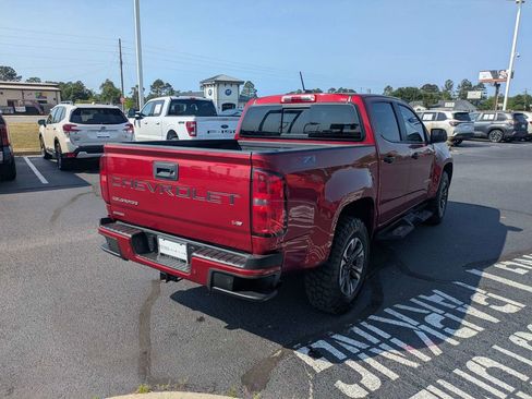 Used 2022 Chevrolet Colorado Z71 w/ Safety Package AWD/4WD image 5