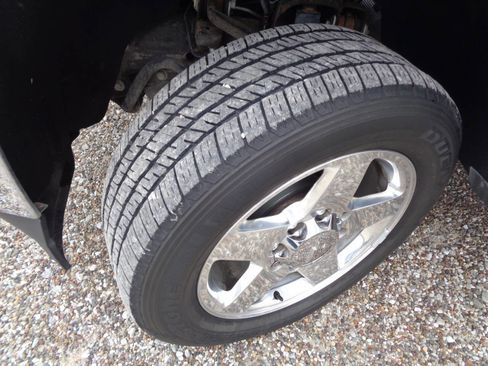 Used 2015 Chevrolet Silverado 2500 LT w/ LT Convenience Package image 24