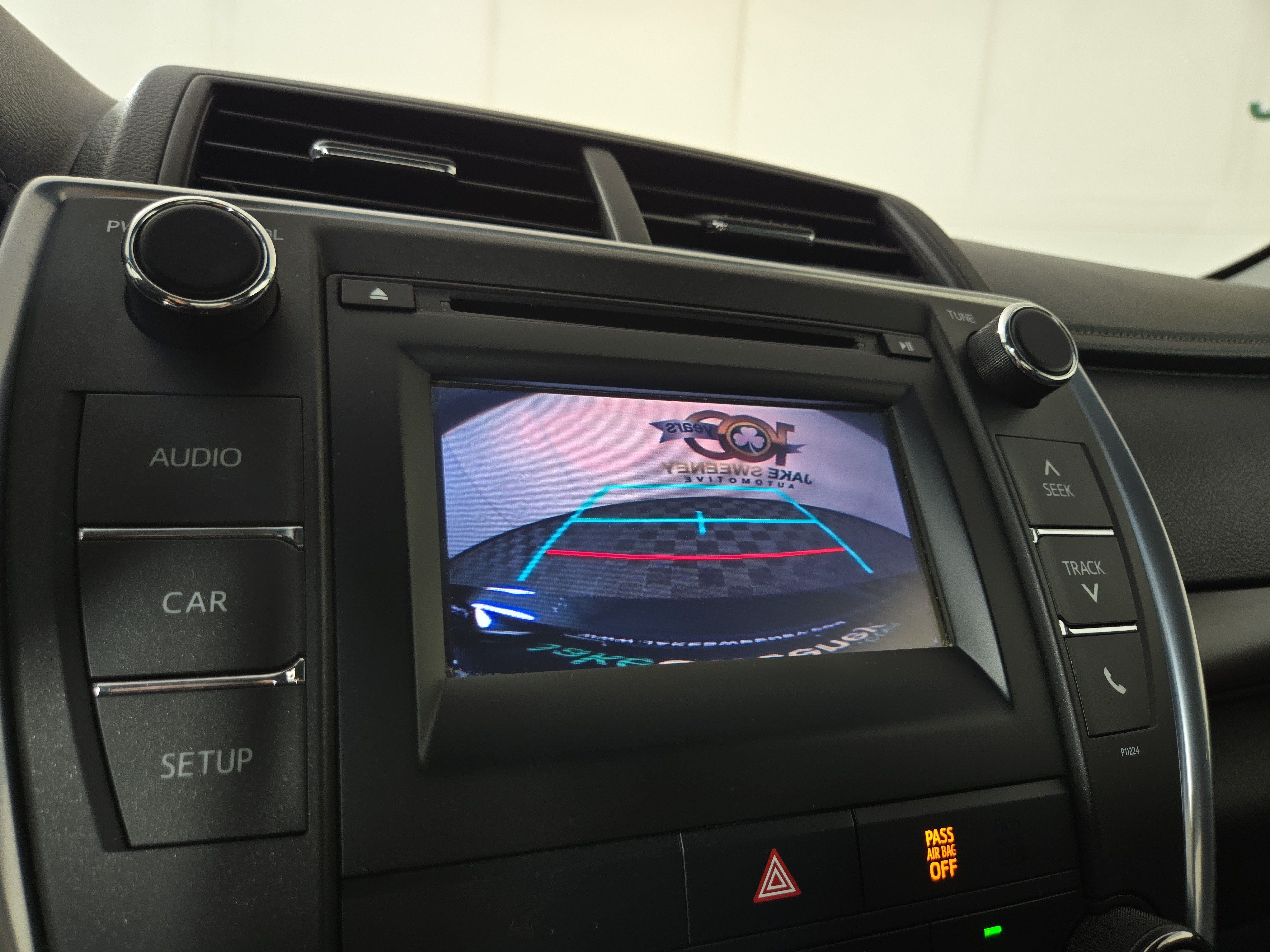 Used 2016 Toyota Camry LE FWD image 20