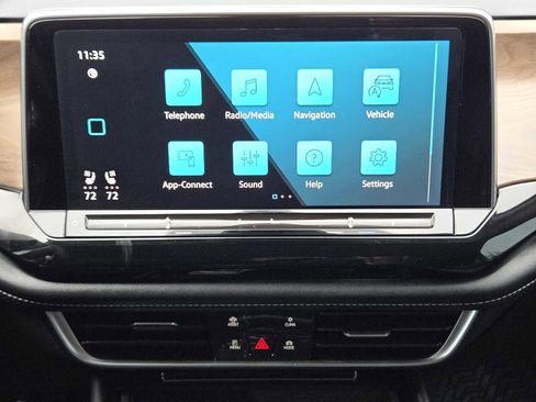 Used 2024 Volkswagen Atlas SE w/ Panoramic Sunroof Package image 17