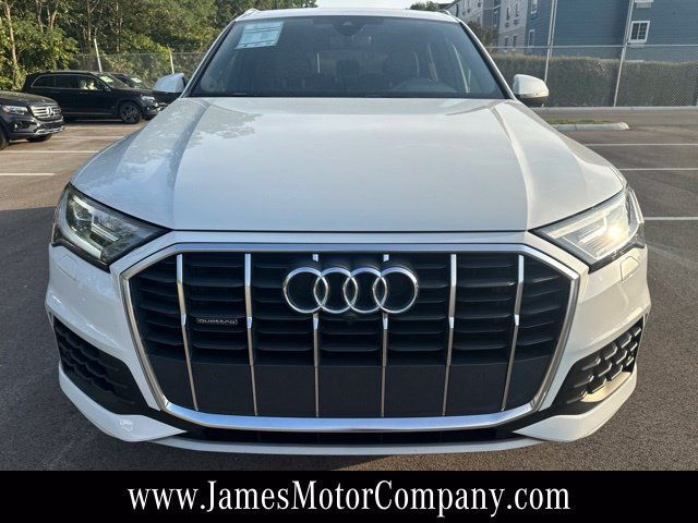 Used 2021 Audi Q7 3.0T Premium Plus w/ Premium Plus Package AWD/4WD image 2
