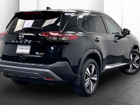 Certified 2023 Nissan Rogue SL w/ SL Premium Package image 12