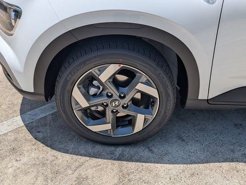 New 2026 Hyundai Venue SEL FWD image 9