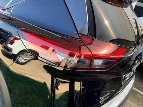 Certified 2023 Nissan Rogue SV AWD/4WD image 27