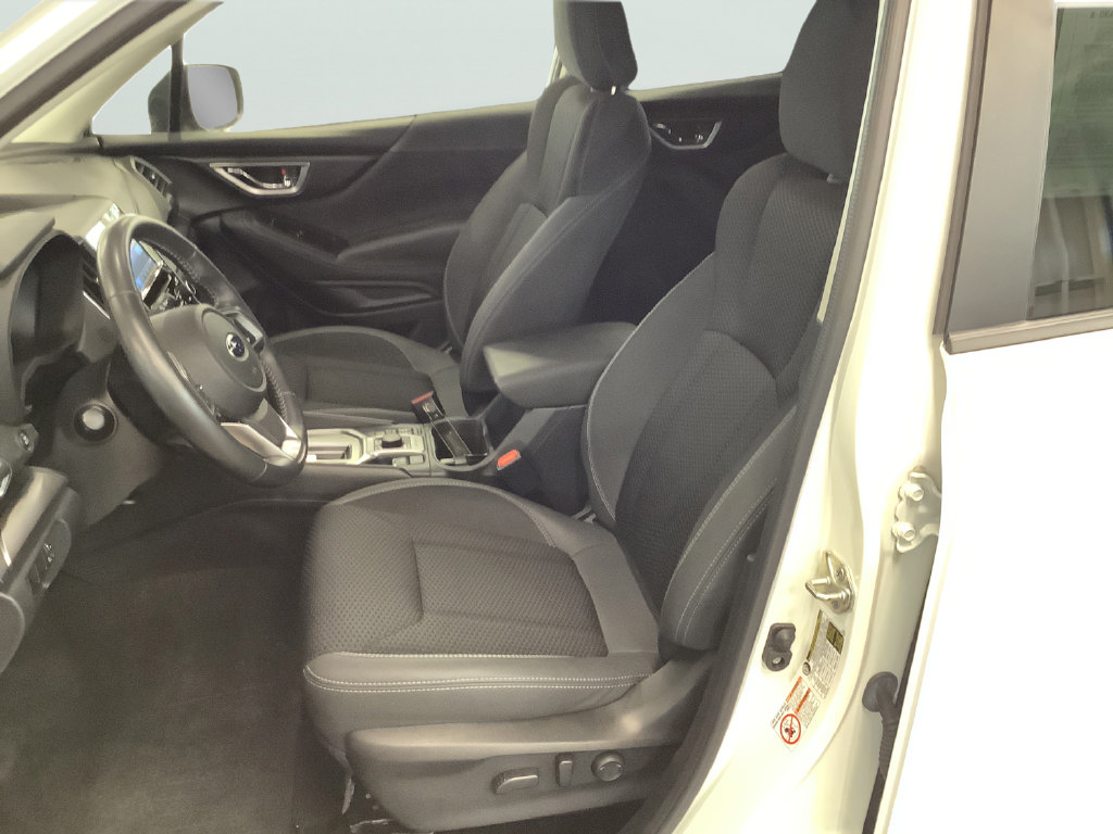 Used 2020 Subaru Forester Premium AWD/4WD image 16