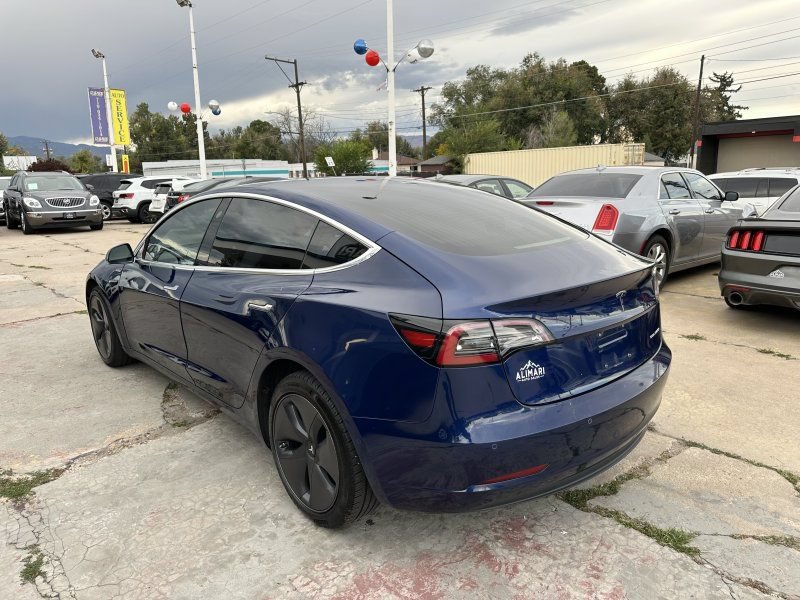 Used 2018 Tesla Model 3 Long Range AWD/4WD image 5