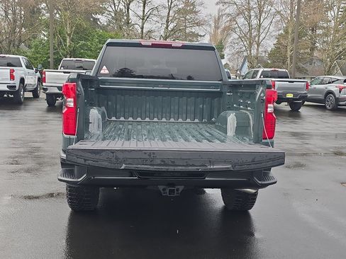Used 2026 Chevrolet Silverado 1500 Custom Trail Boss AWD/4WD image 9