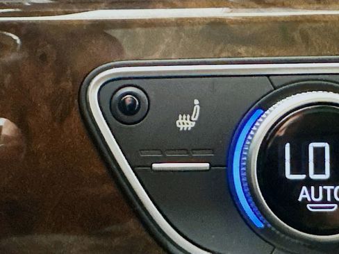 Used 2019 Audi A4 2.0T Premium Plus w/ Premium Plus Package image 24