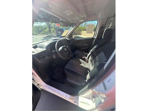 Used 2022 RAM ProMaster City Tradesman FWD image 11