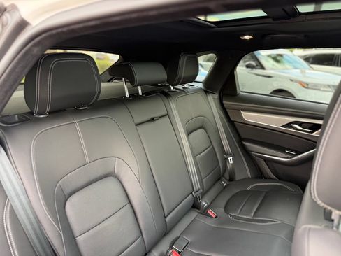 Used 2024 Jaguar F-PACE R-Dynamic S AWD/4WD image 16