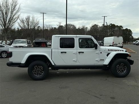 New 2026 Jeep Gladiator Mojave image 14