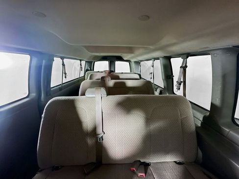 Used 2020 Chevrolet Express 3500 LT w/ LT Preferred Equipment Group image 13