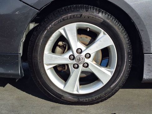 Used 2013 Toyota Corolla S image 19