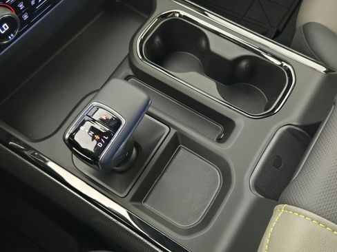 New 2026 Chevrolet Silverado 1500 ZR2 AWD/4WD image 20