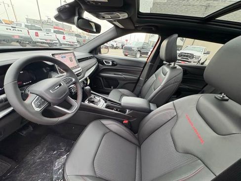 New 2026 Jeep Compass Trailhawk image 13