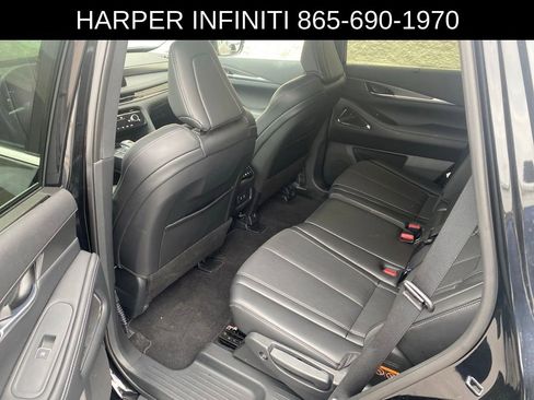 Certified 2026 INFINITI QX60 Luxe w/ Cargo Package AWD/4WD image 4