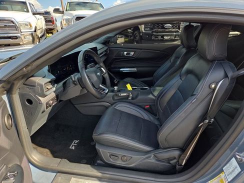 Used 2025 Ford Mustang GT Premium w/ GT Performance Package RWD image 12