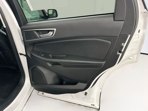 Used 2024 Ford Edge SEL AWD/4WD image 31