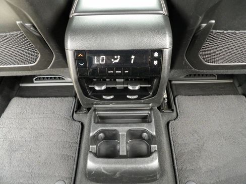 Used 2023 Jeep Grand Cherokee L Laredo image 26