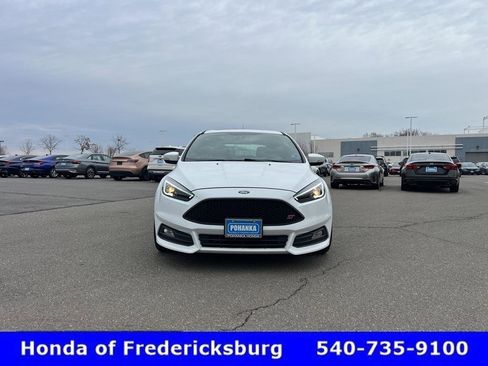 Used 2016 Ford Focus ST image 3