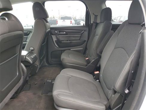 Used 2016 GMC Acadia SLE image 23