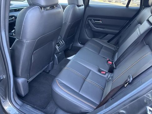 Used 2025 MAZDA CX-50 AWD 2.5 S w/ Premium Plus Pkg image 16