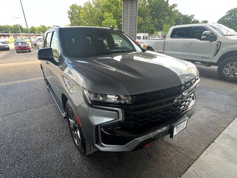 Used 2021 Chevrolet Tahoe Z71 w/ Z71 Off-Road Package AWD/4WD image 1