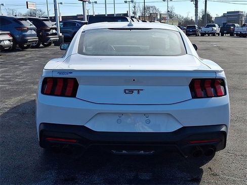 Used 2025 Ford Mustang GT Premium image 5