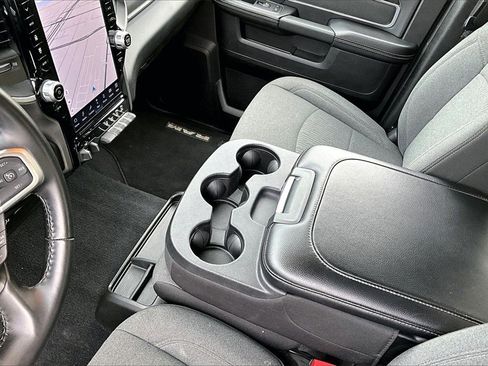 Used 2024 RAM 2500 Big Horn w/ Sport Appearance Package image 16