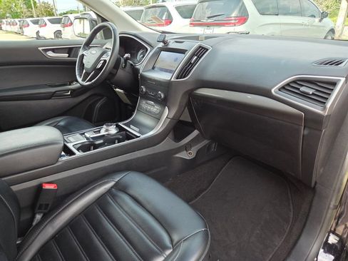 Used 2020 Ford Edge SEL FWD image 14