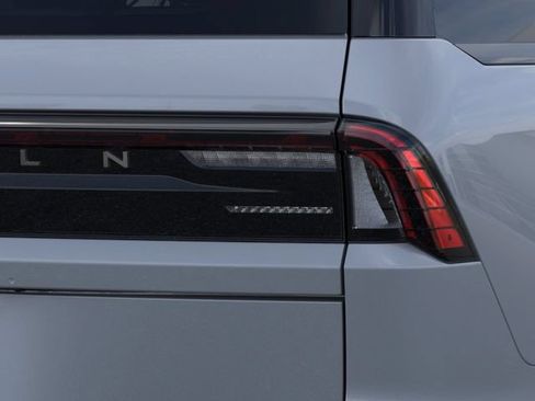 New 2026 Lincoln Navigator Reserve w/ Jet Appearance Package AWD/4WD image 21