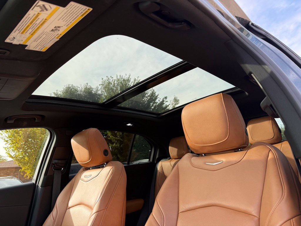 Used 2021 Cadillac XT4 Sport w/ Sun And Sound Package AWD/4WD image 7