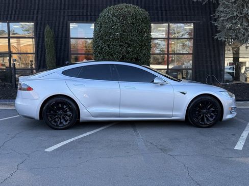 Used 2017 Tesla Model S 75 image 21