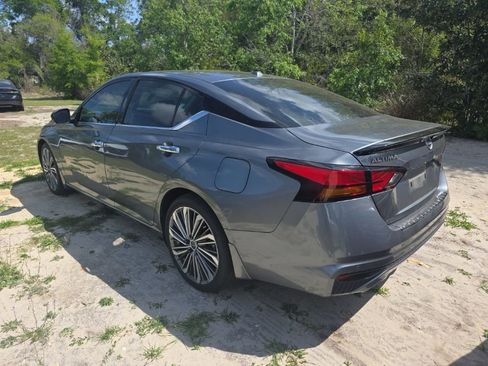 Used 2023 Nissan Altima 2.5 SL image 6