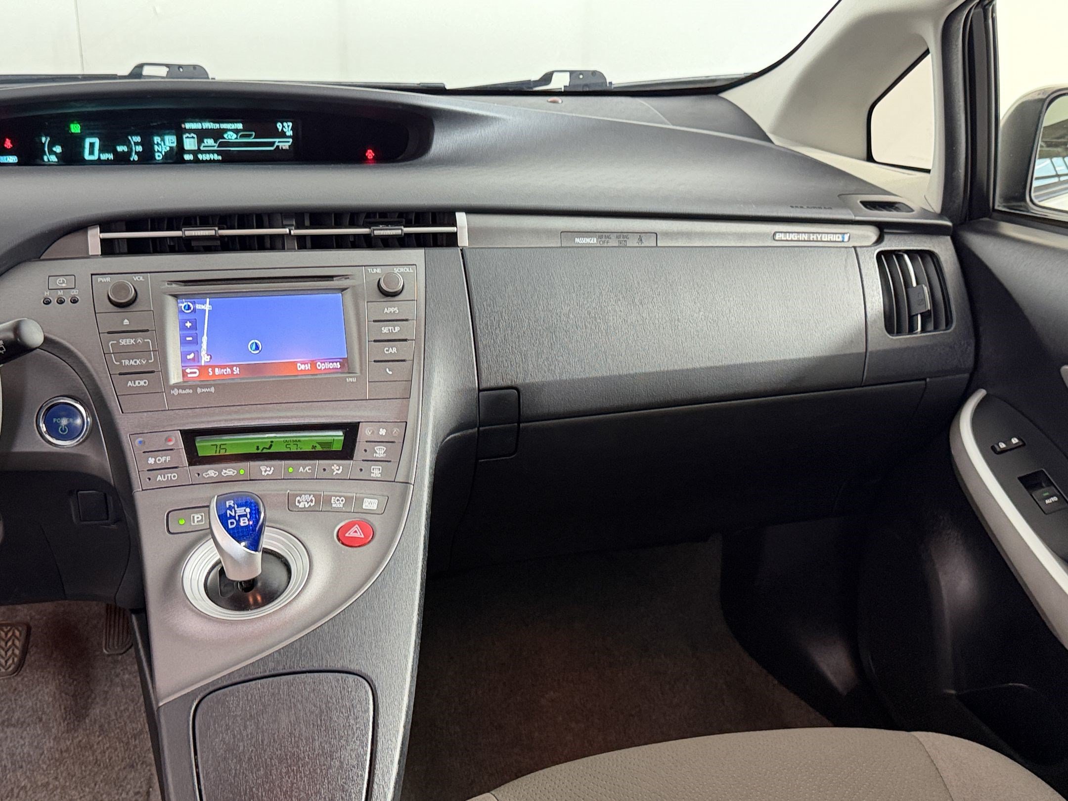 Used 2015 Toyota Prius Prime Plug-In Hybrid FWD image 29