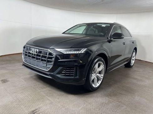 Used 2023 Audi Q8 Premium Plus image 3