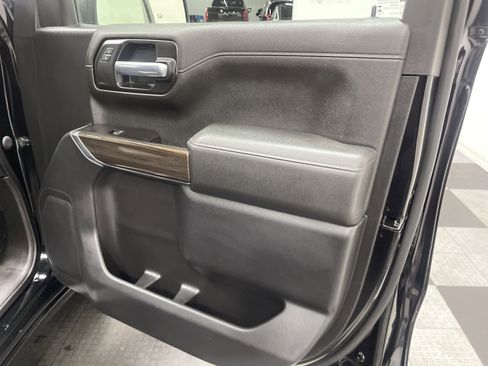Used 2021 Chevrolet Silverado 1500 LT image 23