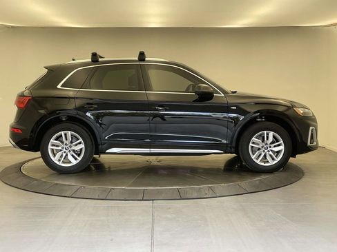 Certified 2022 Audi Q5 2.0T Premium w/ Convenience Package image 8