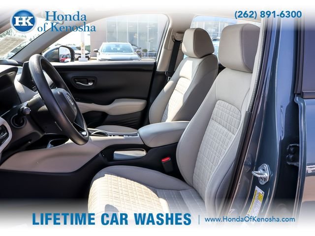 Used 2025 Honda HR-V LX image 9