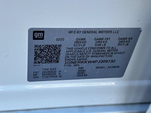 Used 2023 Chevrolet Traverse Premier FWD image 30