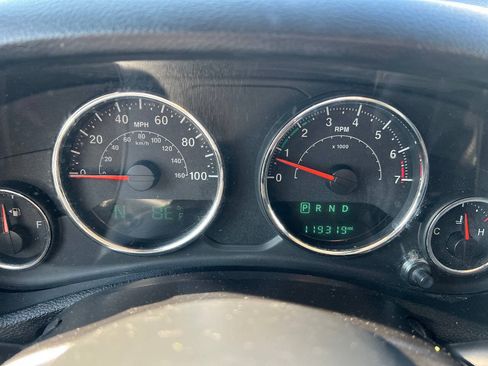 Used 2015 Jeep Wrangler Unlimited Sport w/ Power Convenience Group AWD/4WD image 37