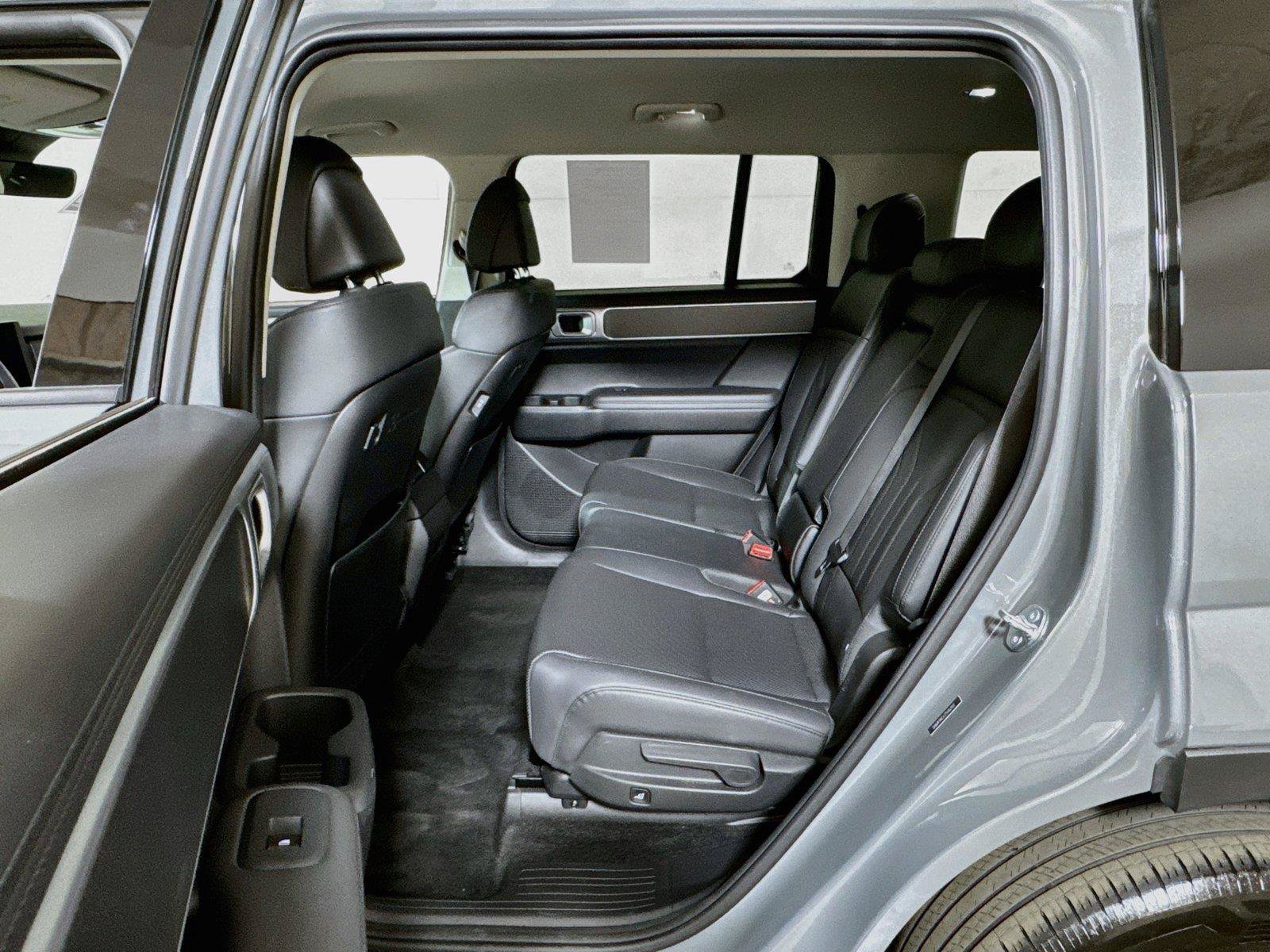 Used 2026 Hyundai Santa Fe SEL FWD image 22