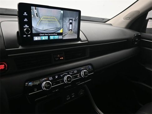 Used 2023 Honda Pilot Elite image 12